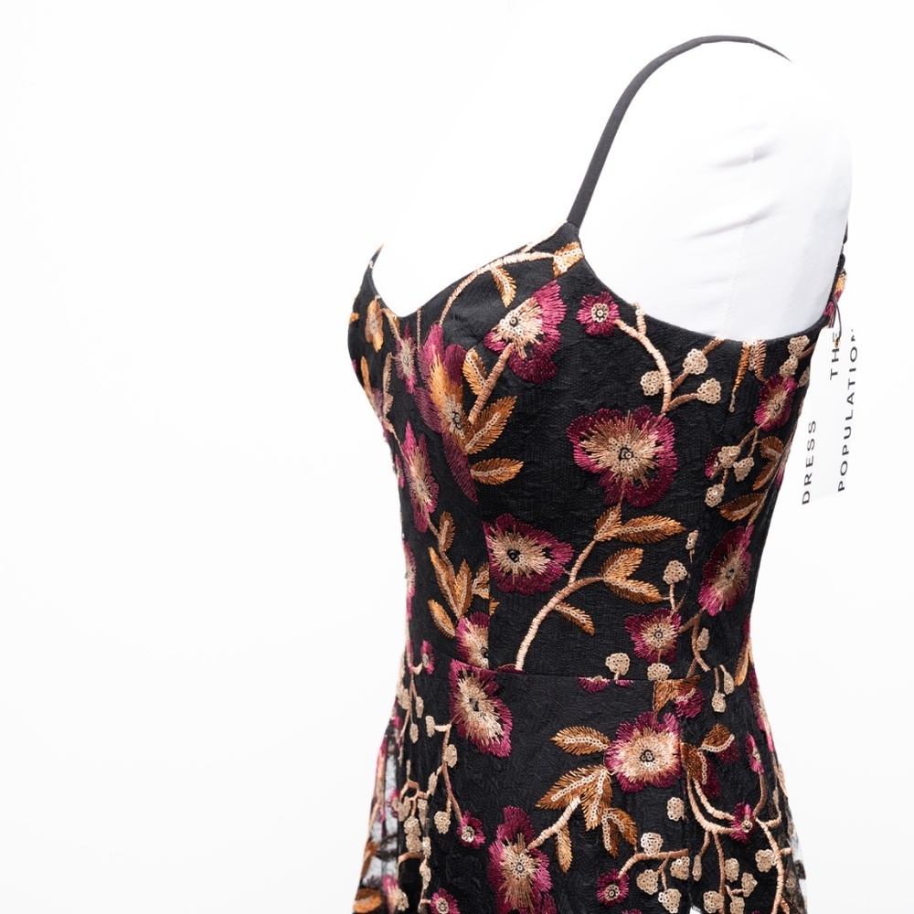 Dress the Population - Uma Women's Sleeveless Fit & Flare‎ Dress - Picture 14 of 16
